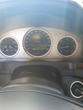 Mercedes-Benz C 220 - 2400 € - 46547461 7