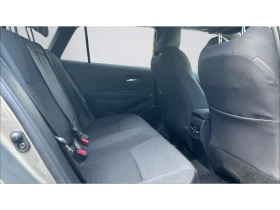 Toyota Corolla 1. 8 HSD  Executive, ������� ������ �� 270   | Mobile.bg � ����� ������ 7