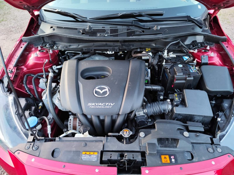Mazda 2 1.5i16V Skyactiv-G Revol.Drive90PS, снимка 15 - Автомобили и джипове - 44733393