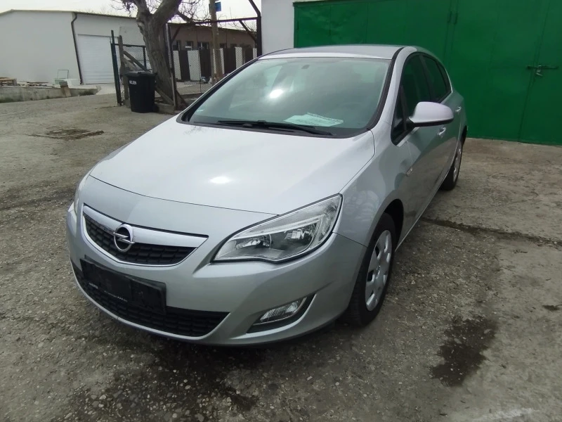 Opel Astra 1.4Газ/бензин 100к.с, снимка 1 - Автомобили и джипове - 47185617