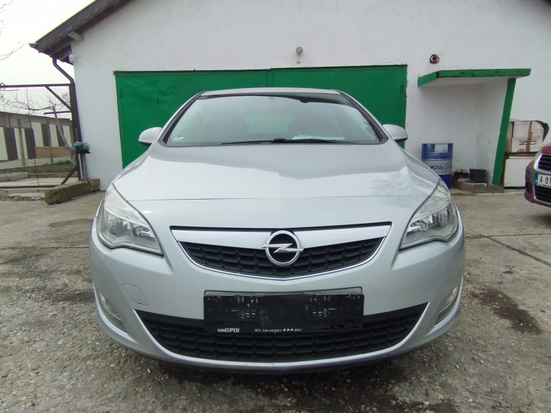 Opel Astra 1.4Газ/бензин 100к.с, снимка 2 - Автомобили и джипове - 45081646
