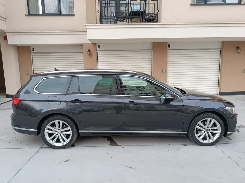 VW Passat Elegance, Digital, Matrix, Distronic, Обслужен, снимка 8 - Автомобили и джипове - 48356166