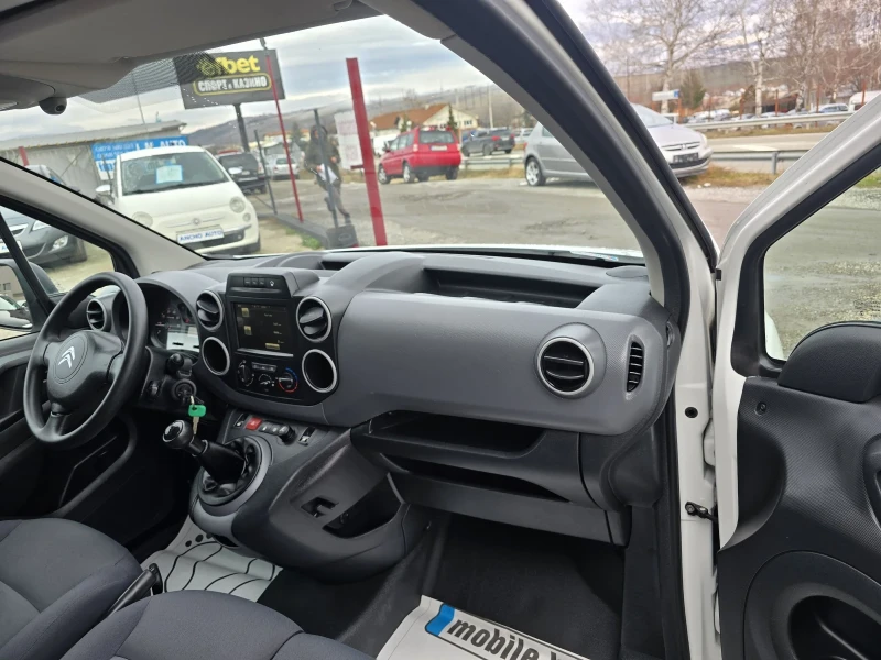 Citroen Berlingo EURO 6B, снимка 8 - Автомобили и джипове - 48470887