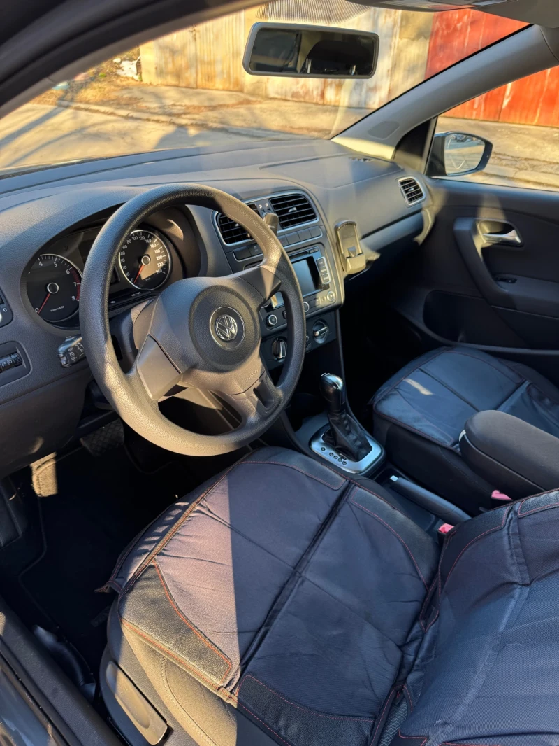 VW Polo, снимка 4 - Автомобили и джипове - 48769220