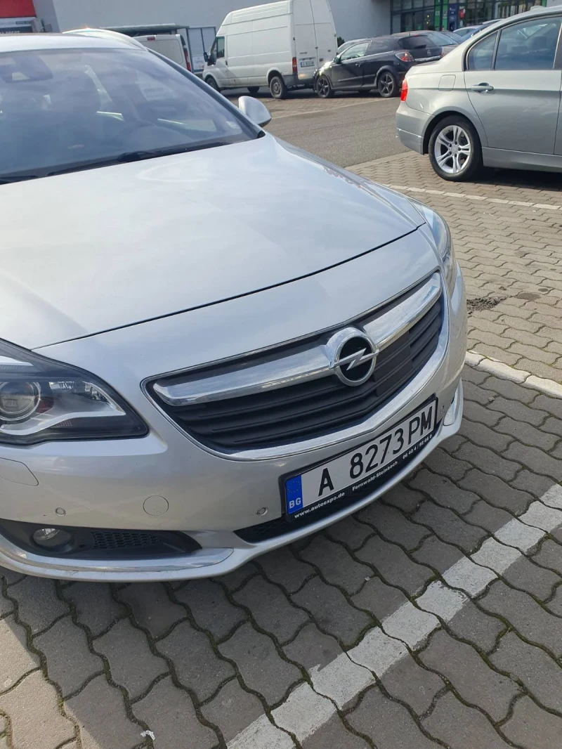 Opel Insignia, снимка 1 - Автомобили и джипове - 48894019