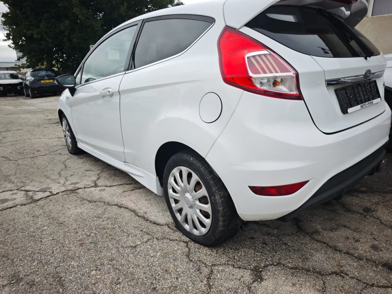 Ford Fiesta, снимка 2 - Автомобили и джипове - 51985187