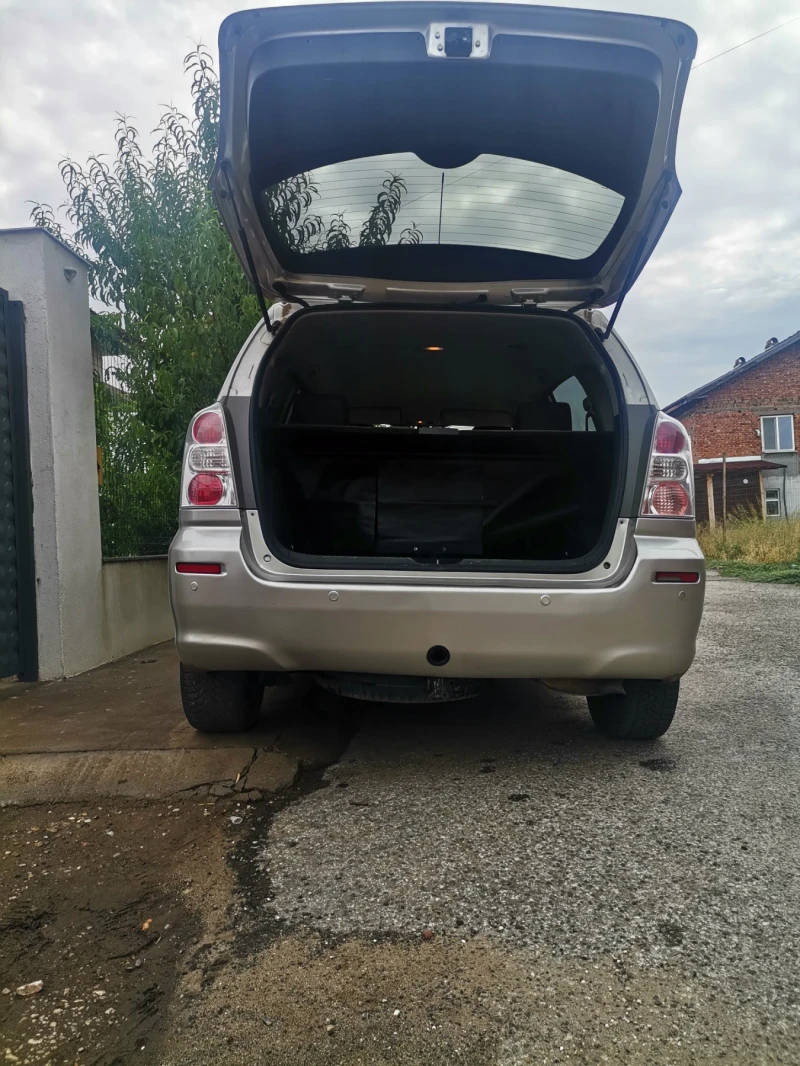 Toyota Corolla verso, снимка 12 - Автомобили и джипове - 52582688