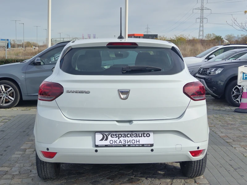 Dacia Sandero TCe 100к.с/Газ/Безин/Фабрична Гаранция/Капарирана, снимка 6 - Автомобили и джипове - 52392218