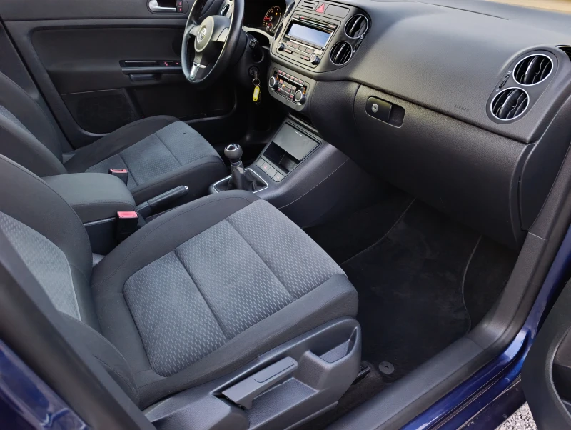 VW Golf Plus 1.6TDI 105k.c., снимка 12 - Автомобили и джипове - 52500382