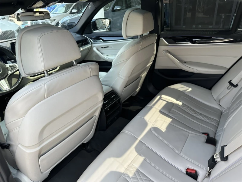 BMW 530 xDrive, снимка 11 - Автомобили и джипове - 52561458