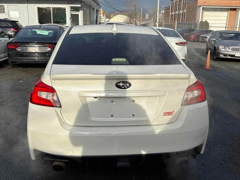 Subaru WRX * STI Sport * CARFAX * БЕЗ ПЪРВОНАЧАЛНА ВНОСКА, снимка 4 - Автомобили и джипове - 53232133