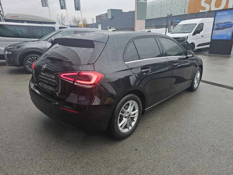 Mercedes-Benz A 180 1.3 TCe 136 hp, снимка 5 - Автомобили и джипове - 53284783