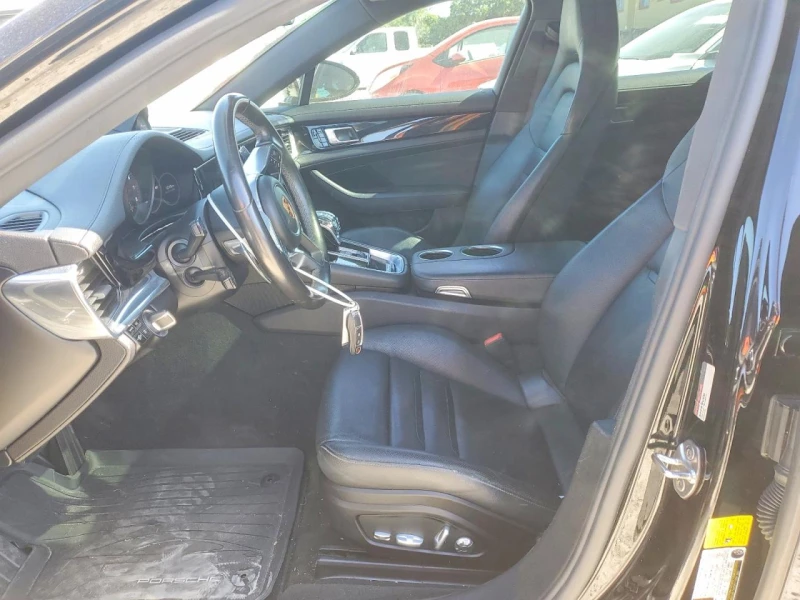 Porsche Panamera 2/АВТОФИНАНСИРАНЕ ОТ 704 ЛВ НА МЕСЕЦ, снимка 7 - Автомобили и джипове - 53356075
