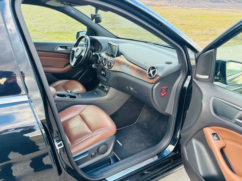 Mercedes-Benz B 200 AUTOMAT-7G, снимка 10 - Автомобили и джипове - 53403887