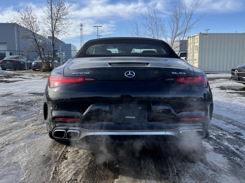 Mercedes-Benz SL 63 AMG * BURMESTER* 360* CARBON* AWD* KEYLESS* FULL* AMG*, снимка 4 - Автомобили и джипове - 53481483