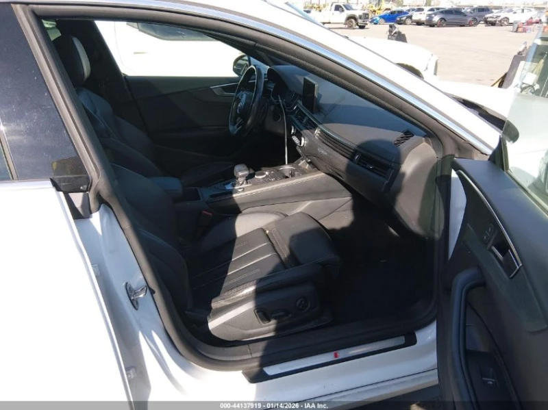 Audi A5 2l 2.0T Premium, снимка 5 - Автомобили и джипове - 53586584