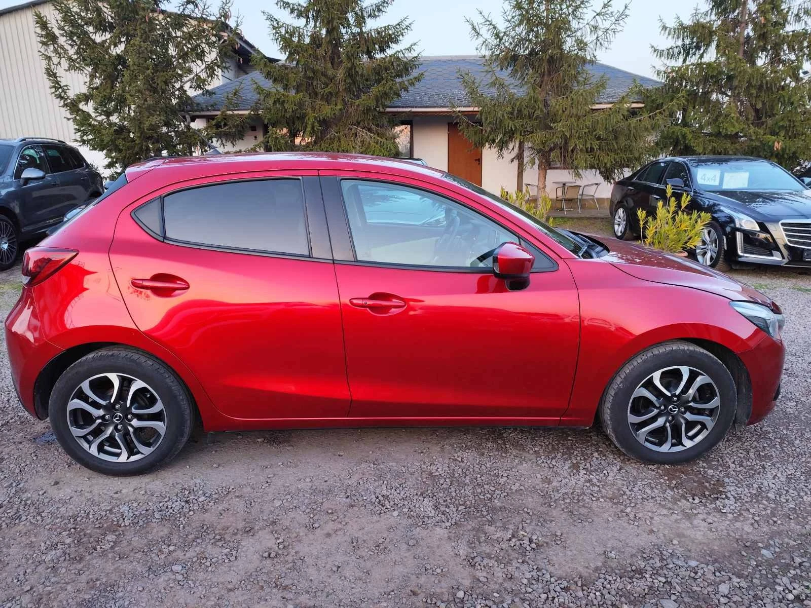 Mazda 2 1.5i16V Skyactiv-G Revol.Drive90PS - изображение 8