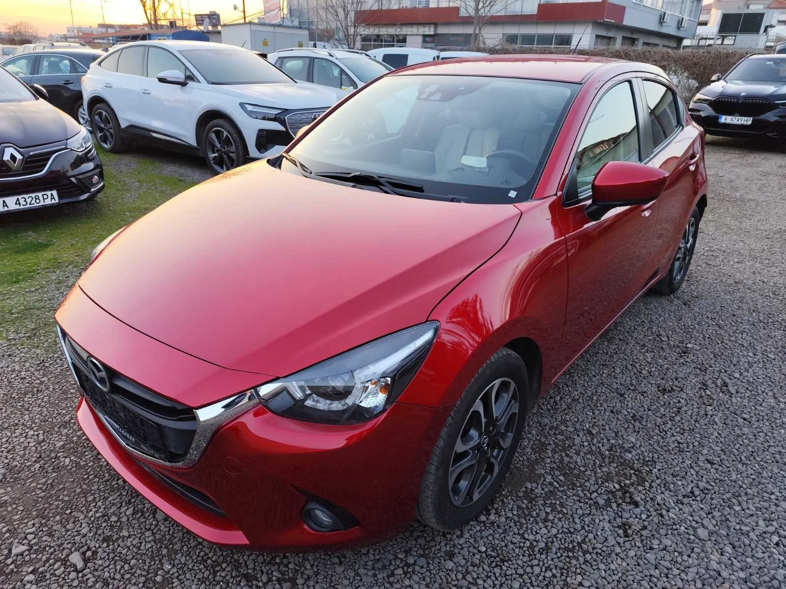 Mazda 2 1.5i16V Skyactiv-G Revol.Drive90PS - изображение 2