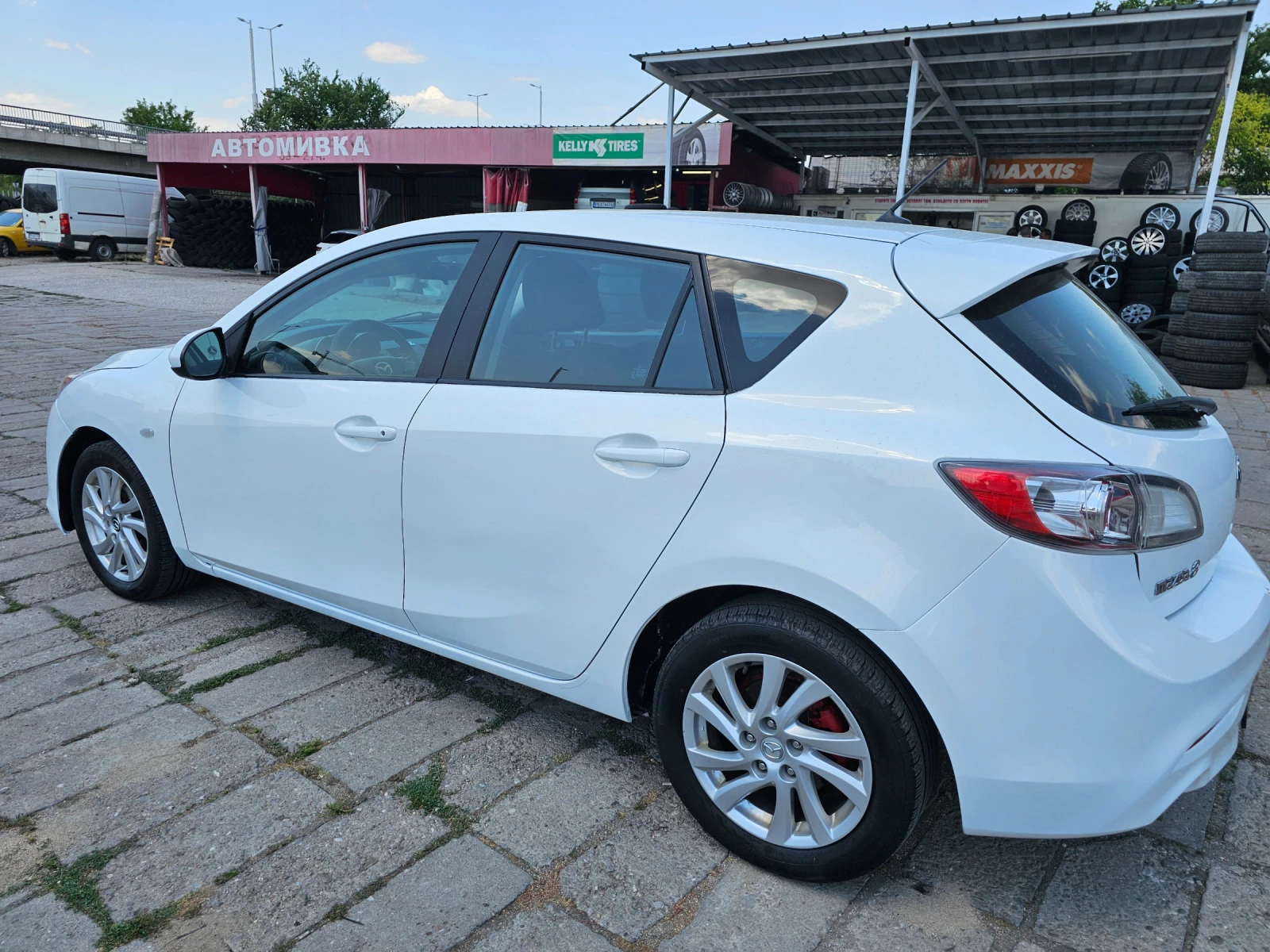 Mazda 3  - изображение 5