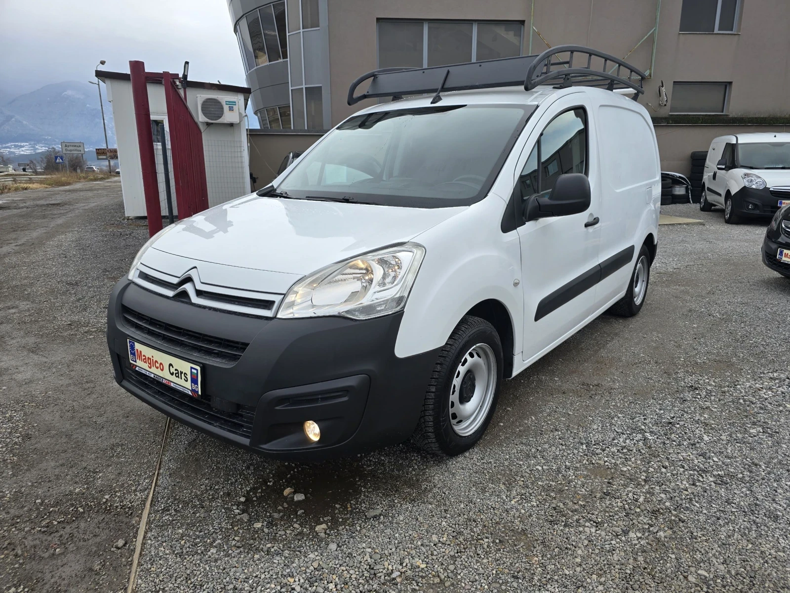 Citroen Berlingo EURO 6B - изображение 2