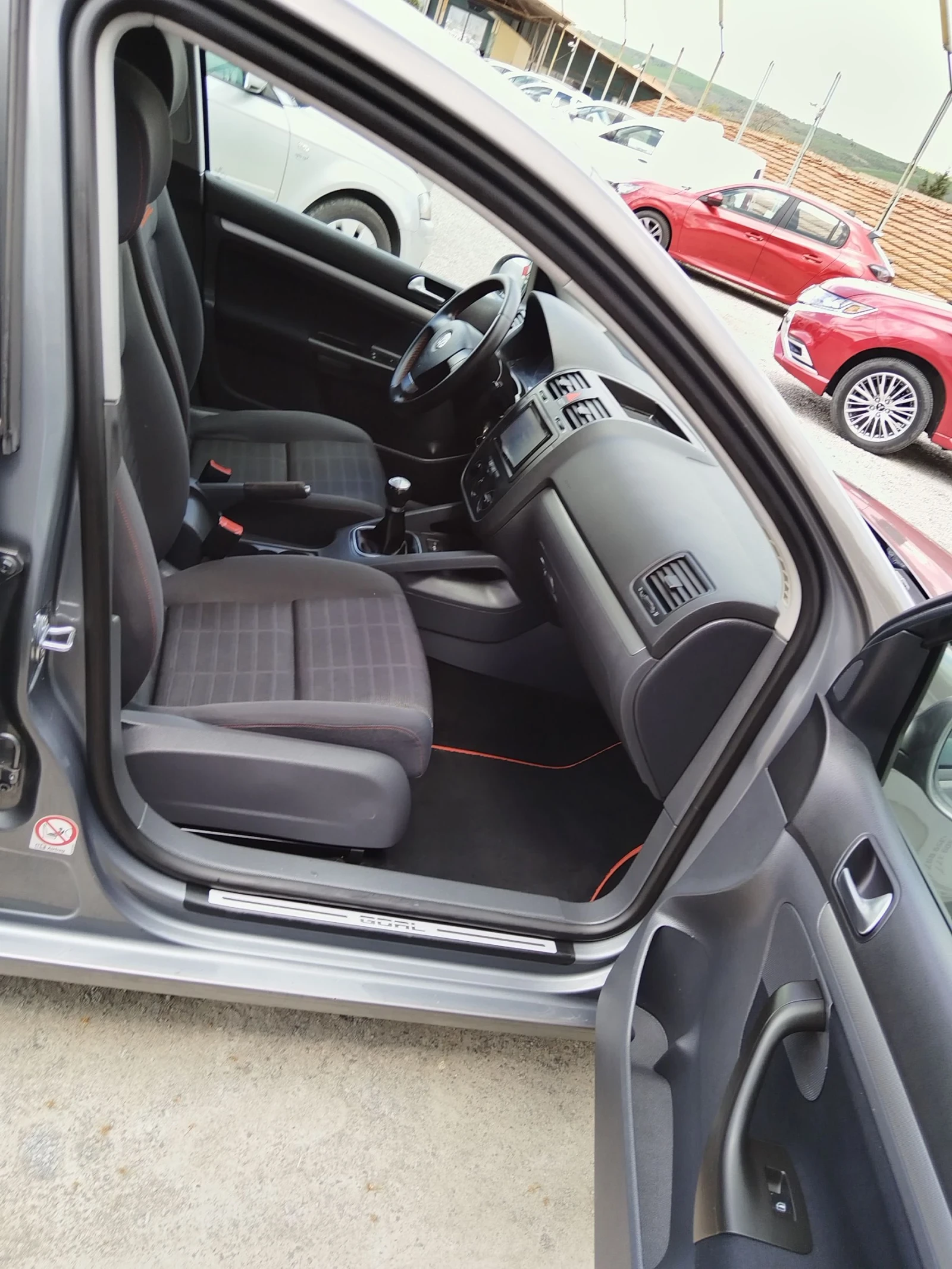 VW Golf 1.6i102ks.Navi - изображение 10