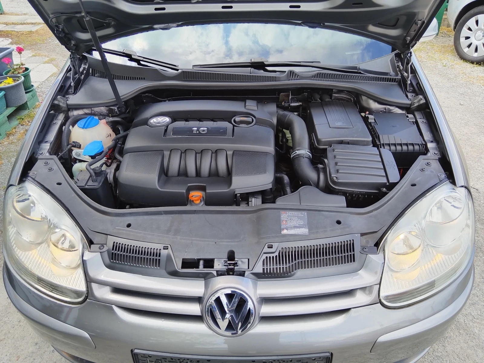 VW Golf 1.6i102ks.Navi - изображение 8