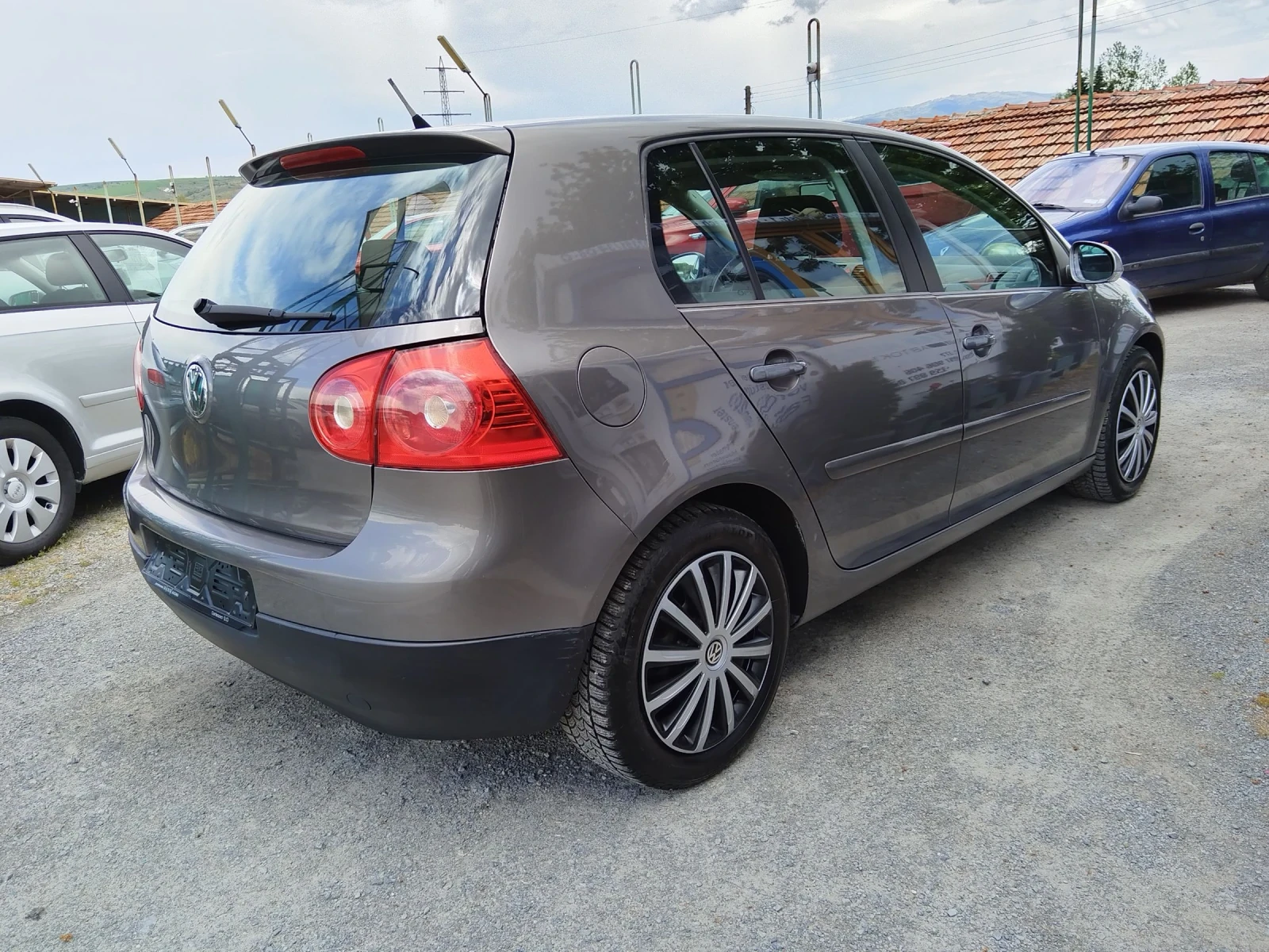 VW Golf 1.6i102ks.Navi - изображение 3
