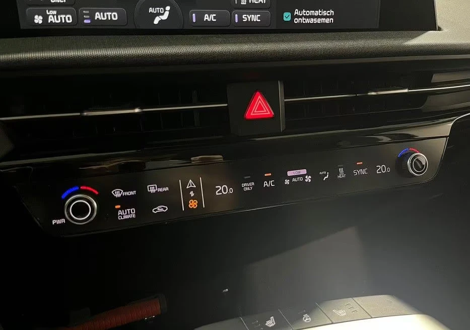 Kia EV6 2WD/170HP/CAM/NAVI/LED/KLESS/432g | Mobile.bg   12