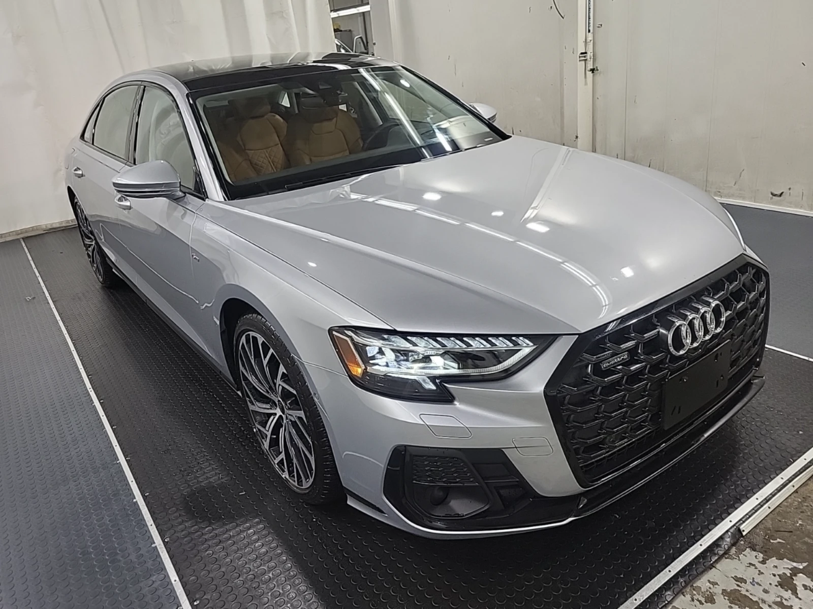 Audi A8 2025 Audi A8 L - изображение 3