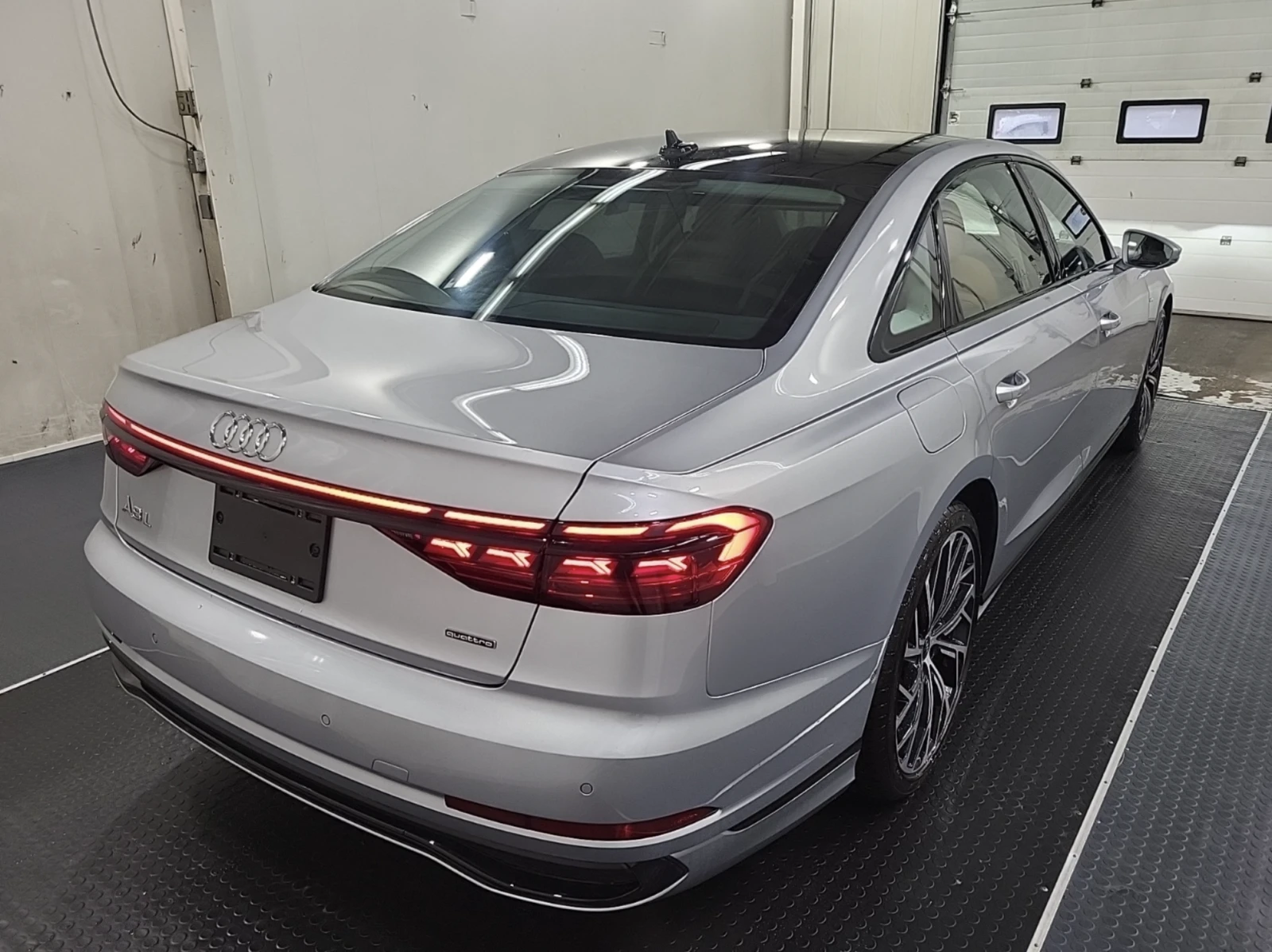 Audi A8 2025 Audi A8 L - изображение 4