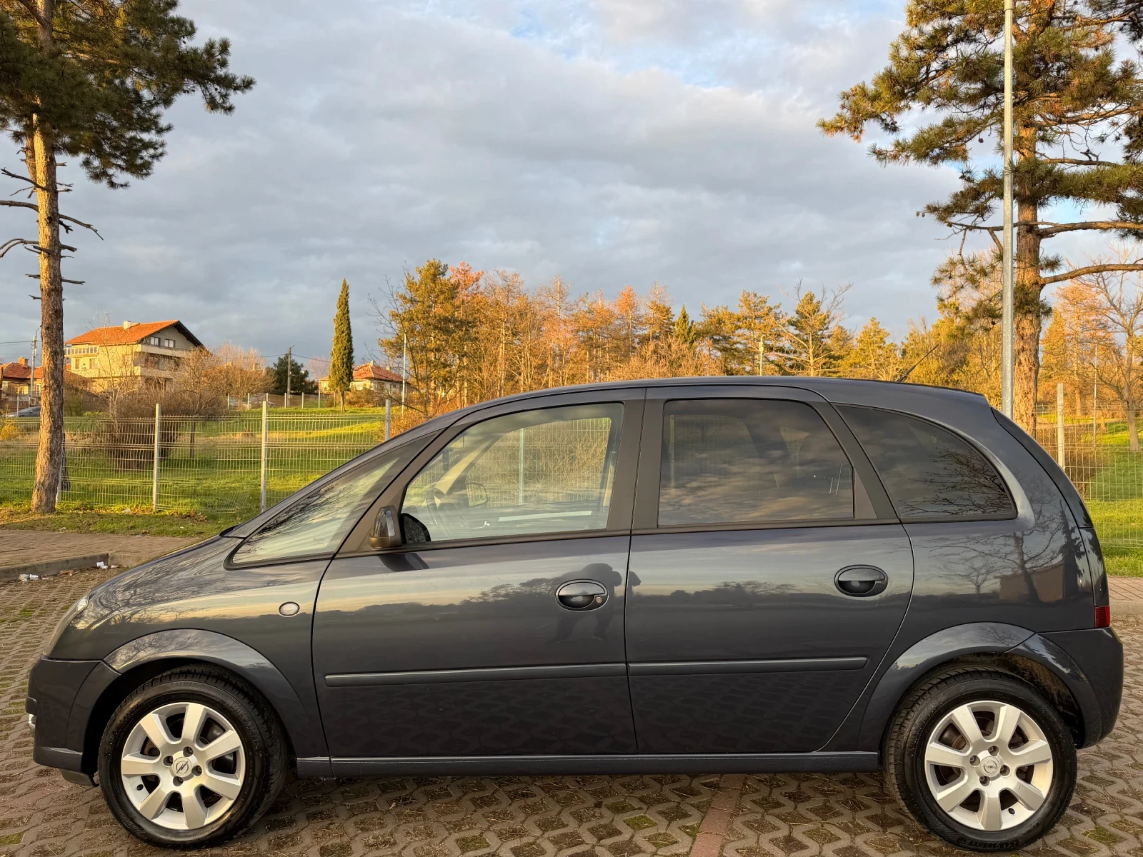 Opel Meriva 1.6 Газ.инжекцион, Всички възможни екстри за модел - изображение 2