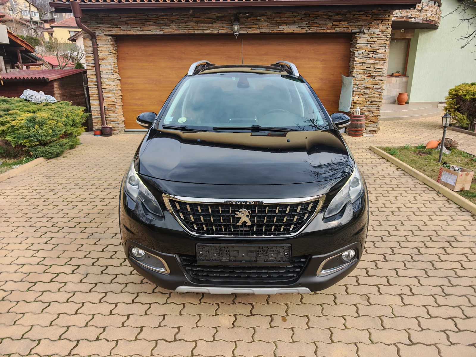 Peugeot 2008 1.6HDI-автоматик-новият модел!!!, снимка 2 - Автомобили и джипове - 53721742