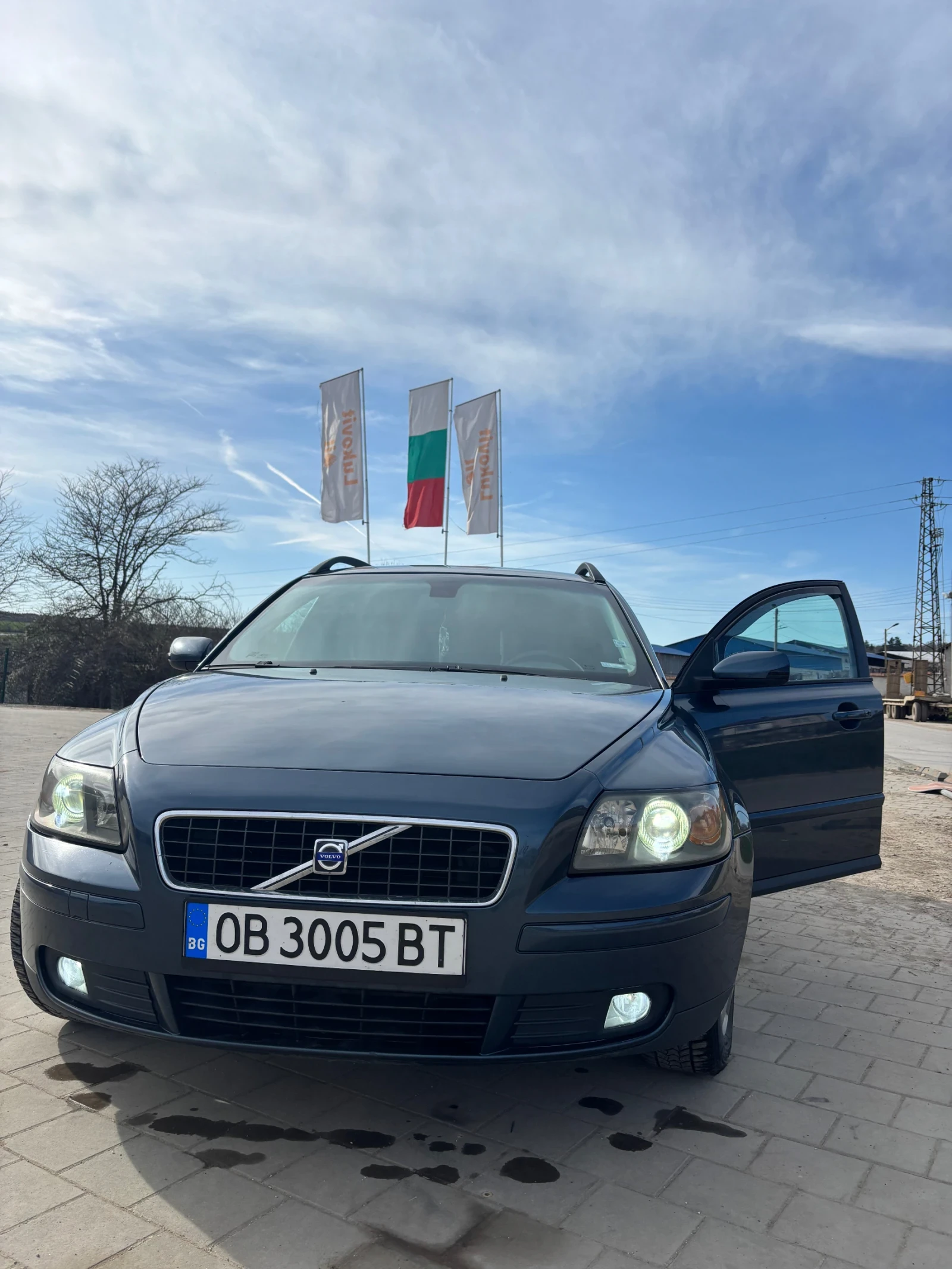 Volvo V50  - изображение 3