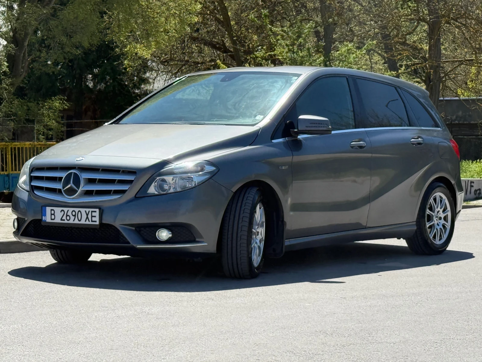 Mercedes-Benz B 180 1.8 CDI, снимка 3 - Автомобили и джипове - 54427590