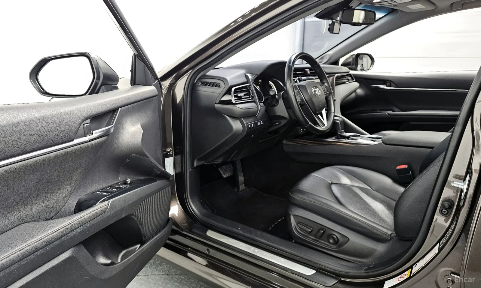 Toyota Camry, снимка 10 - Автомобили и джипове - 55185174