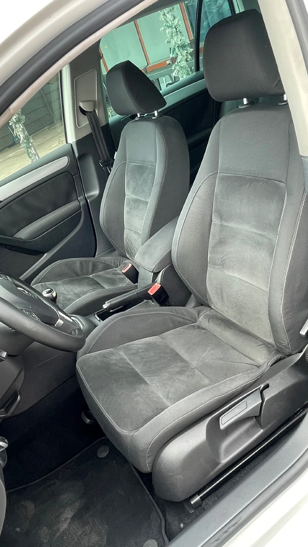 VW Golf VI 2.0 140к.с., снимка 11 - Автомобили и джипове - 55338152
