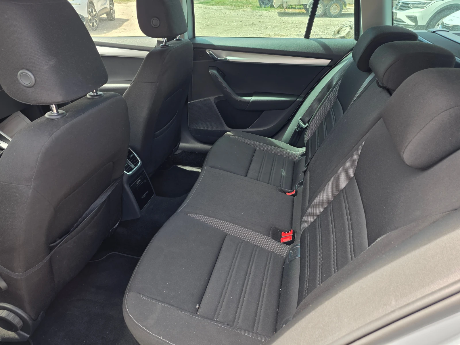 Skoda Octavia 1, 4/каско/обслужена/, снимка 11 - Автомобили и джипове - 55729119