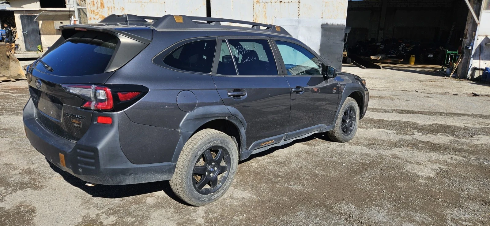 Subaru Outback Wilderness, снимка 3 - Автомобили и джипове - 55885675