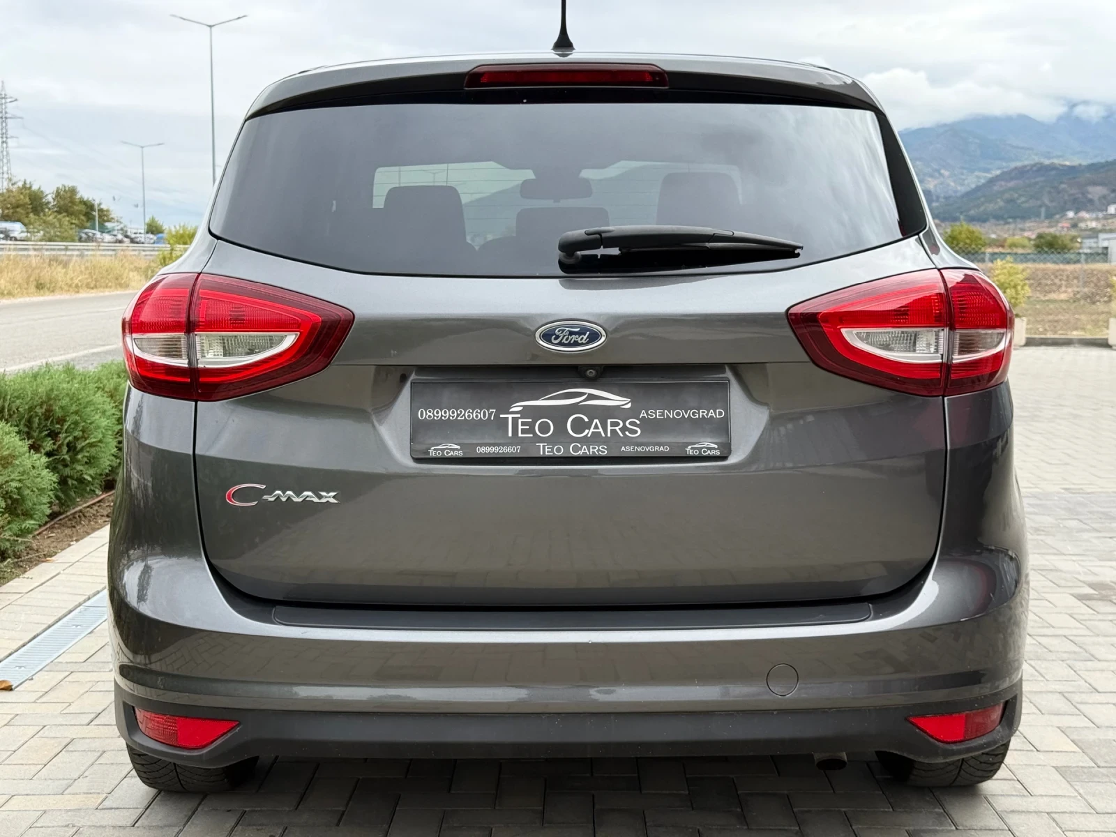Ford C-max 1.6i LPG / TITANIUM / NAVI / CAMERA / KEYLESS, снимка 6 - Автомобили и джипове - 55931761