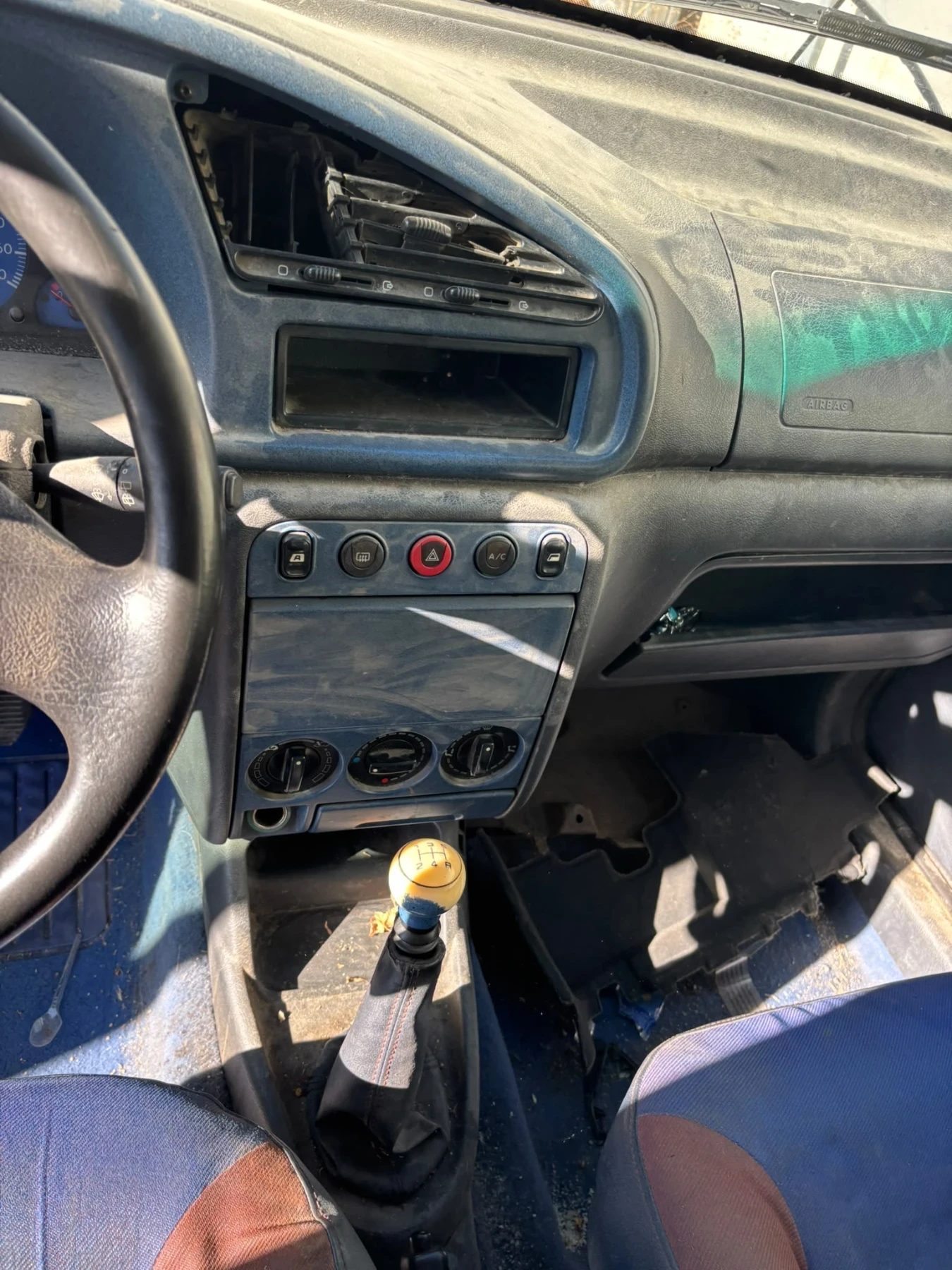 Citroen Berlingo 1.6i 16V, снимка 9 - Автомобили и джипове - 56041579