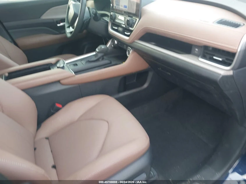 Toyota Grand Highlander 2.4l Platinum, снимка 5 - Автомобили и джипове - 56041728
