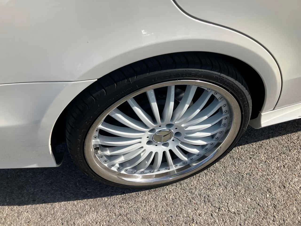 Mercedes-Benz E 350 * 4dr Sdn 4MATIC * CARFAX * , снимка 17 - Автомобили и джипове - 56185891