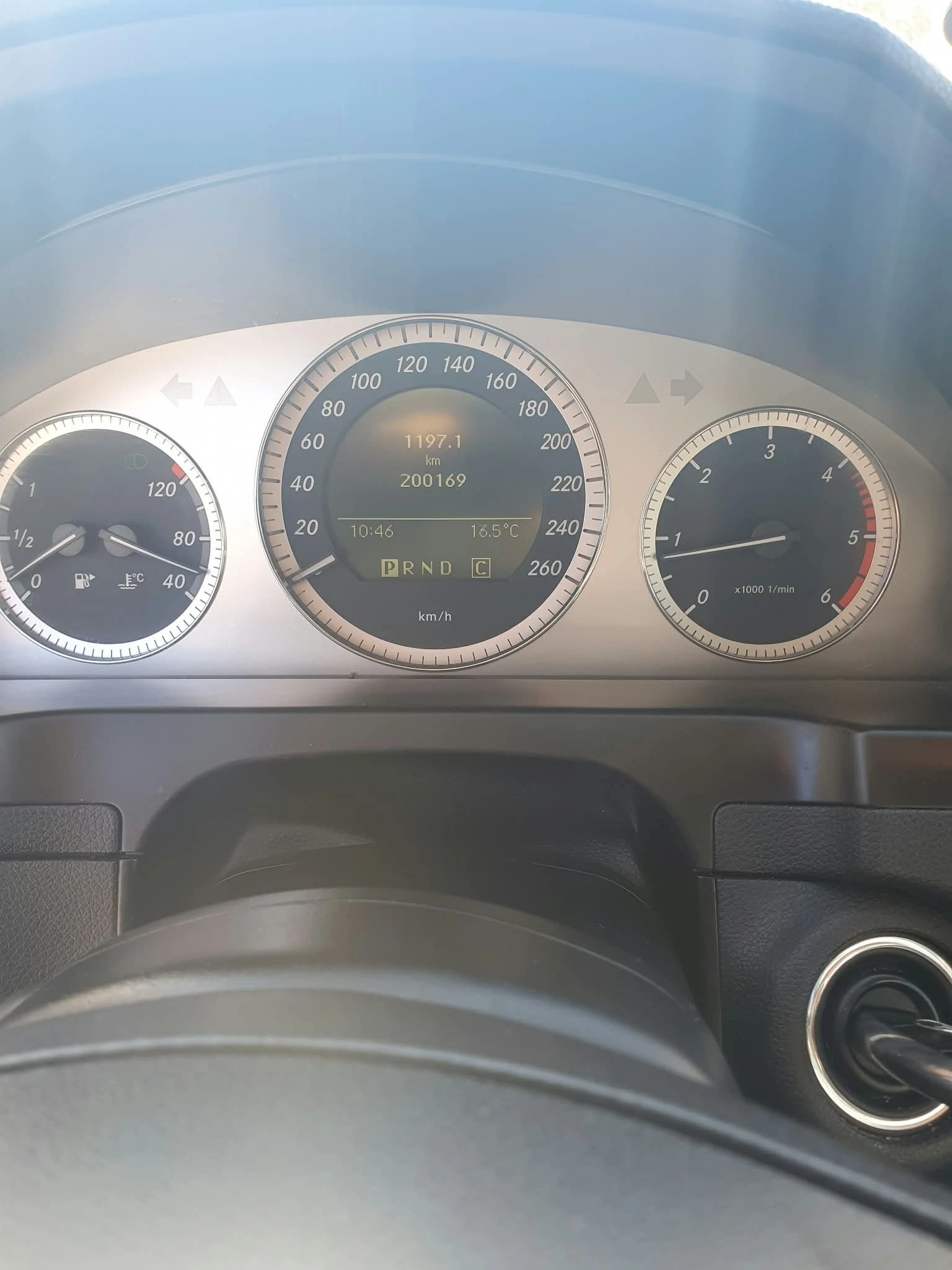Mercedes-Benz C 220, снимка 7 - Автомобили и джипове - 56210358