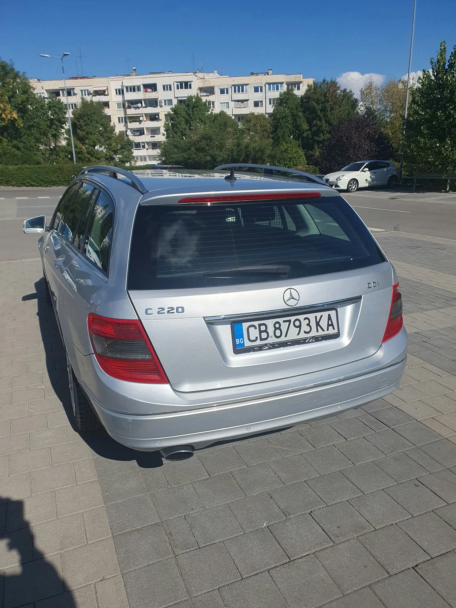 Mercedes-Benz C 220, снимка 9 - Автомобили и джипове - 56210358