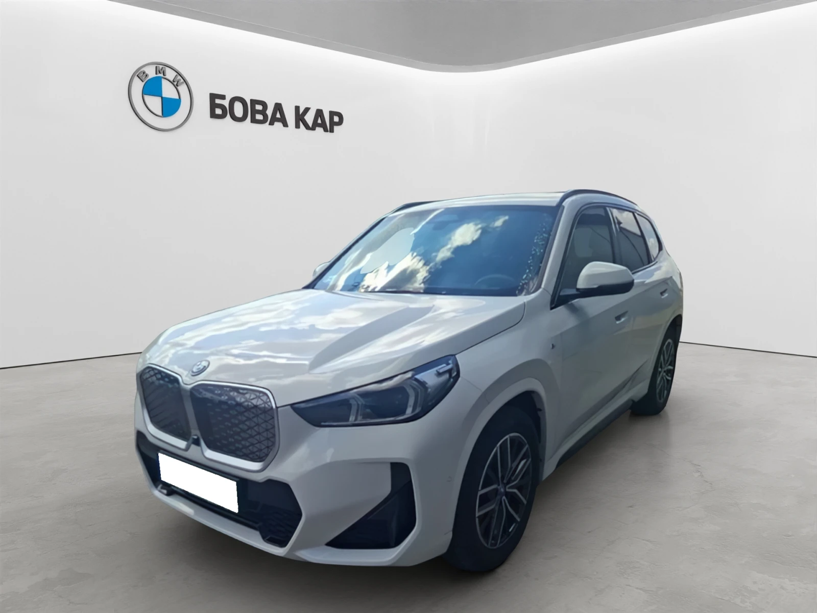 BMW iX1 xDrive30, снимка 2 - Автомобили и джипове - 56327390