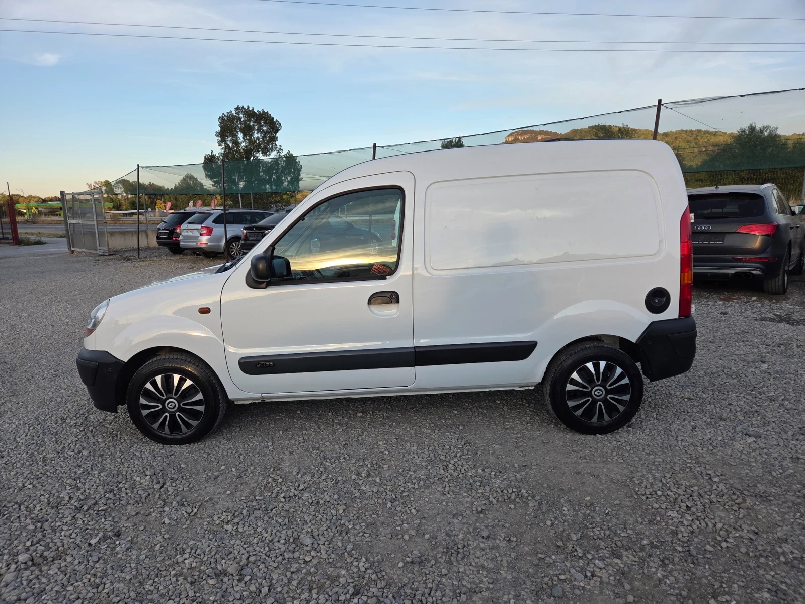 Renault Kangoo 1.5DCI-65PS-KLIMATIK, снимка 8 - Автомобили и джипове - 56367575
