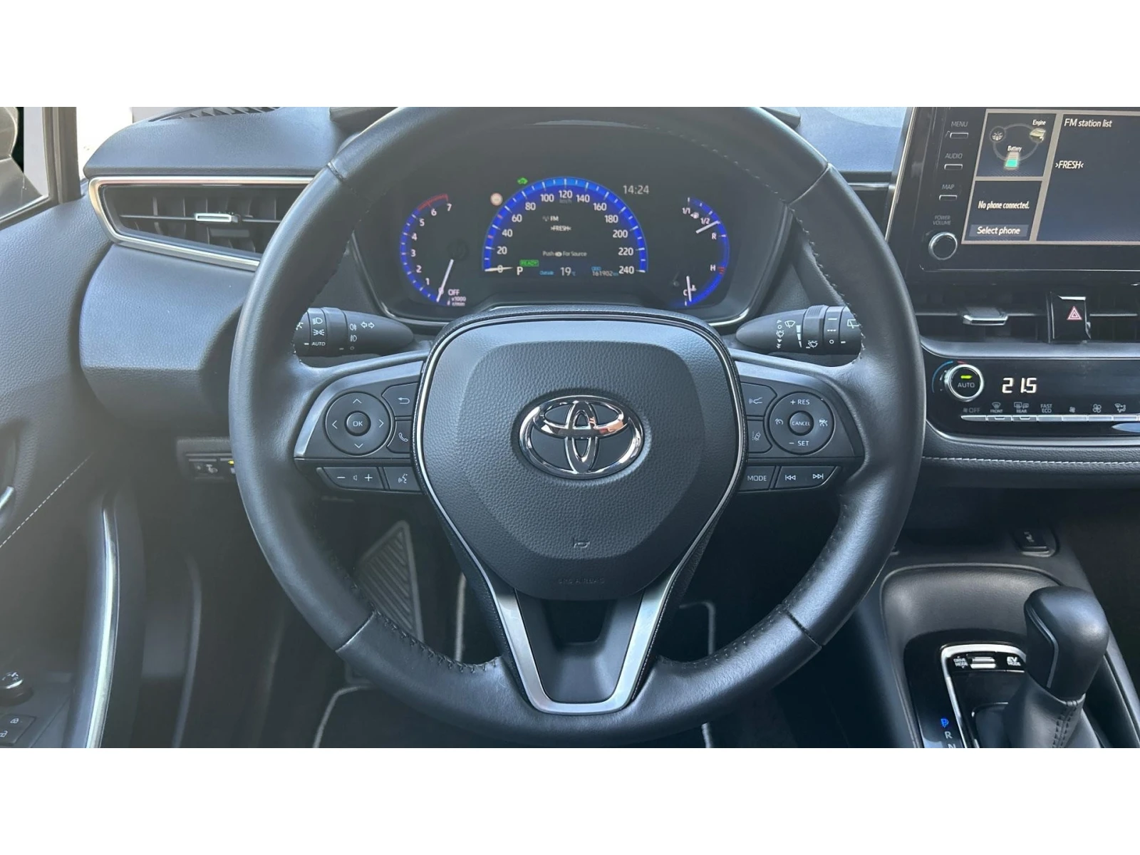 Toyota Corolla 1. 8 HSD  Executive, ������� ������ �� 270   | Mobile.bg � ����������� 13
