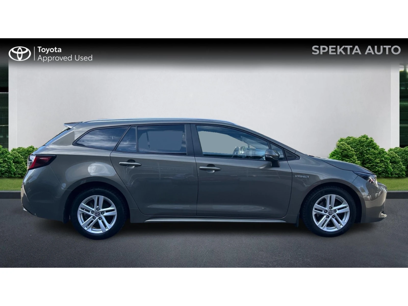 Toyota Corolla 1. 8 HSD  Executive, ������� ������ �� 270   | Mobile.bg � ����������� 17