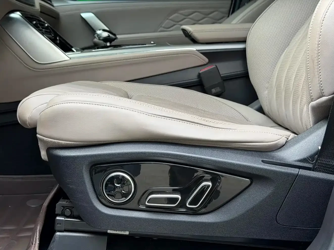 BYD Tang EV Champion Edition 730KM Premium 2024 FWD | Mobile.bg � ����������� 12