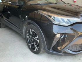 Toyota C-HR 1.8* СЕРВИЗНА КНИЖКА* ПЪЛНА  ИСТОРИЯ В ТОЙОТА, снимка 3